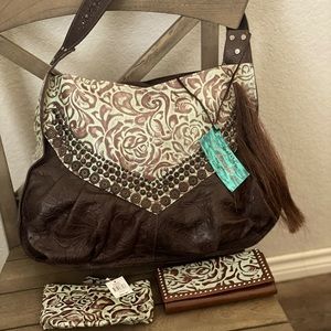 Arohoe Big bag with wallet and cosmetics/misc. bag